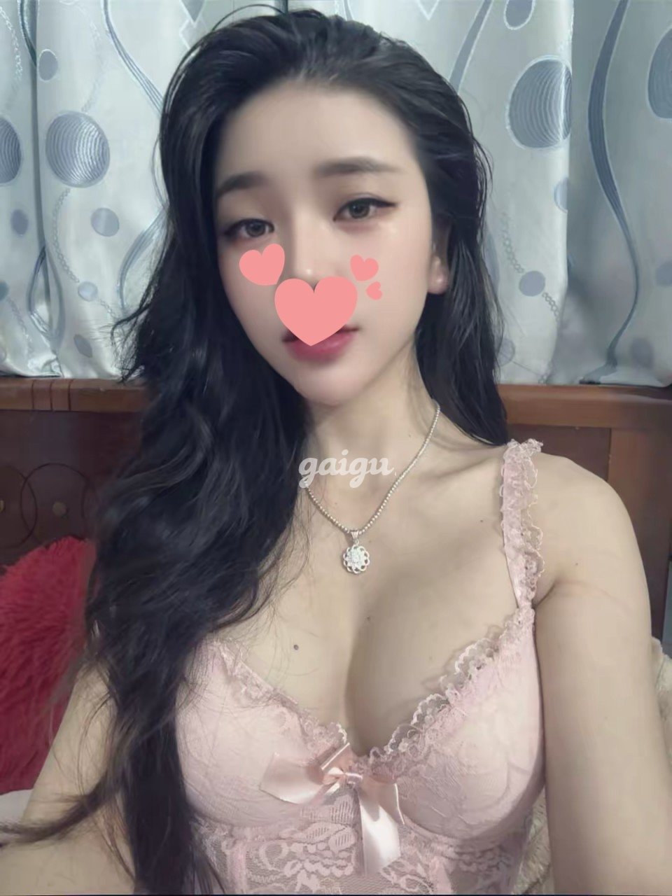 Bé lan dâm mình dây trẻ non tơ vú to da trắng